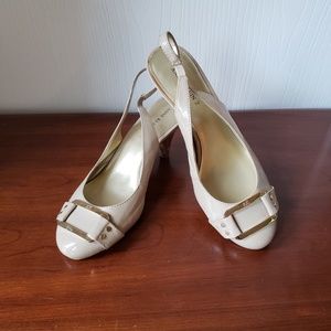 Womens shoes